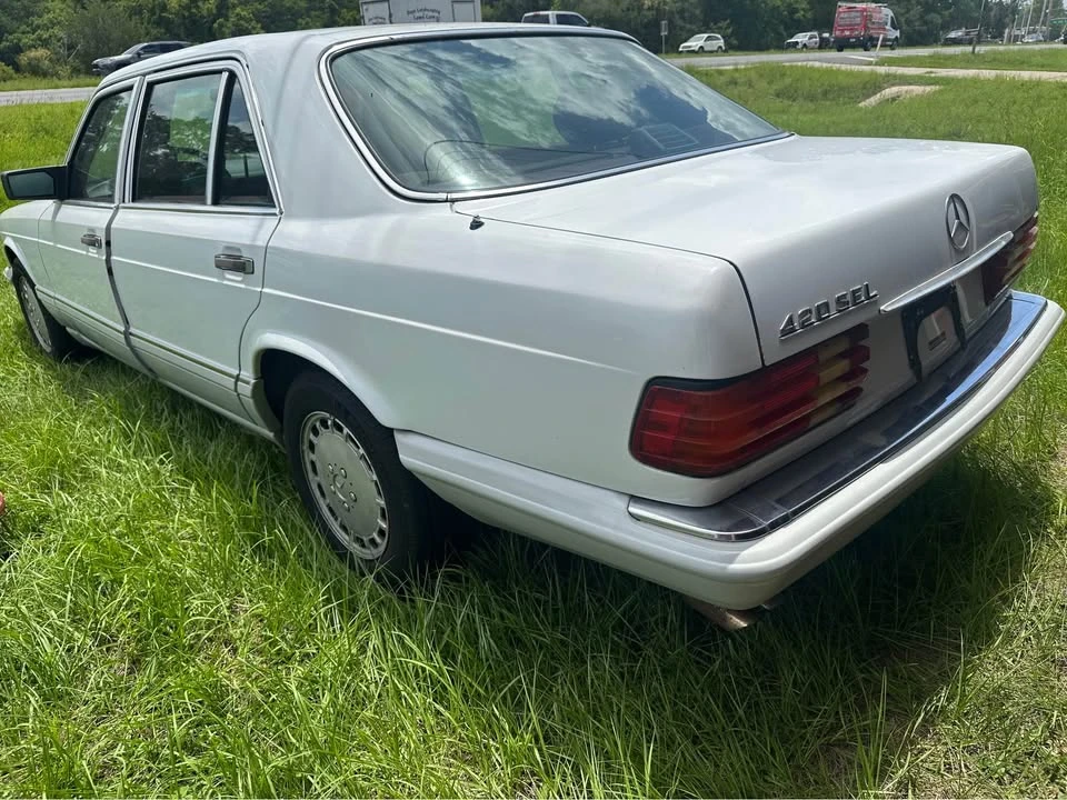 1990 Mercedes-Benz W126 S-Class Sedan - Image 8 of 16