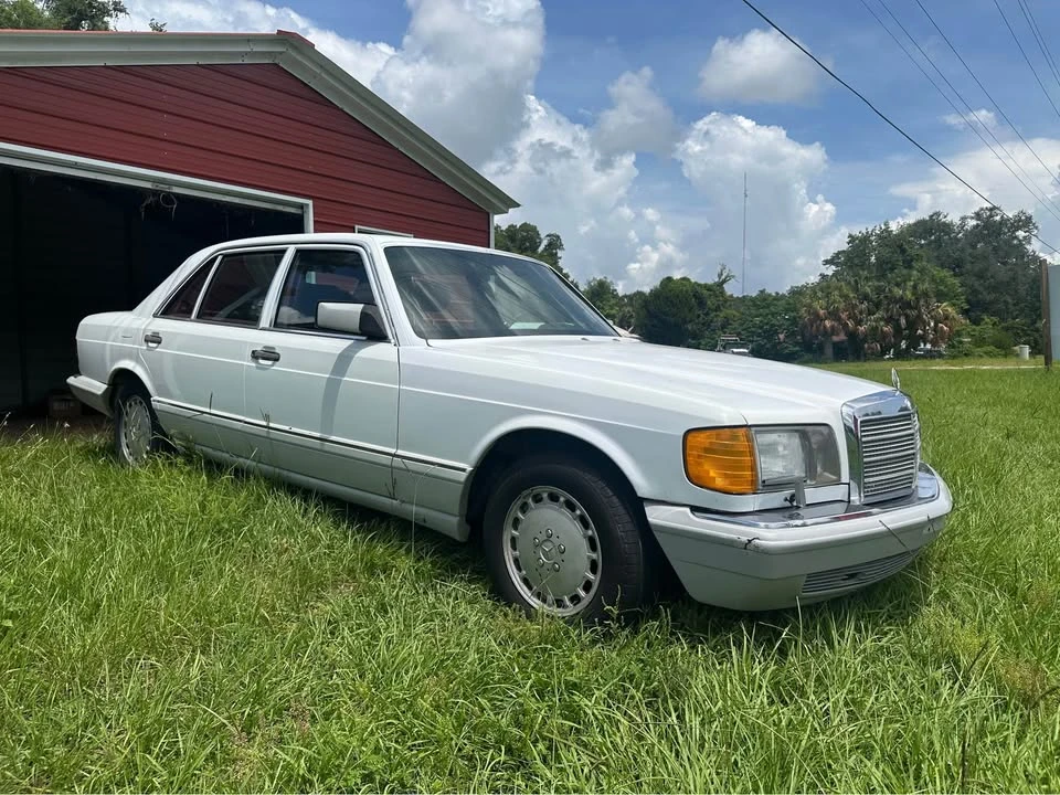 1990 Mercedes-Benz W126 S-Class Sedan - Image 2 of 16