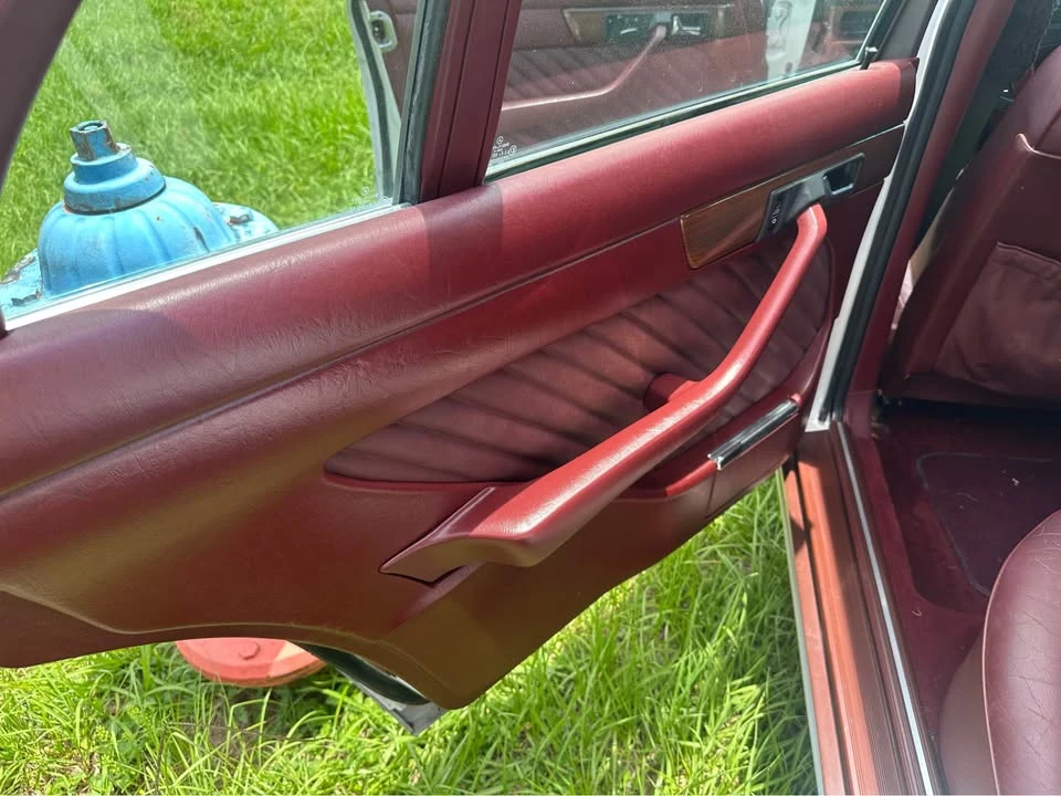 1990 Mercedes-Benz W126 S-Class Sedan - Image 12 of 16