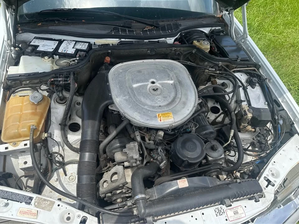 1990 Mercedes-Benz W126 S-Class Sedan - Image 15 of 16