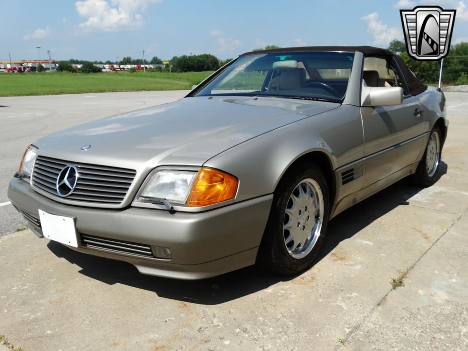 1990 Mercedes-Benz 500E & E500 - Image 4 of 12