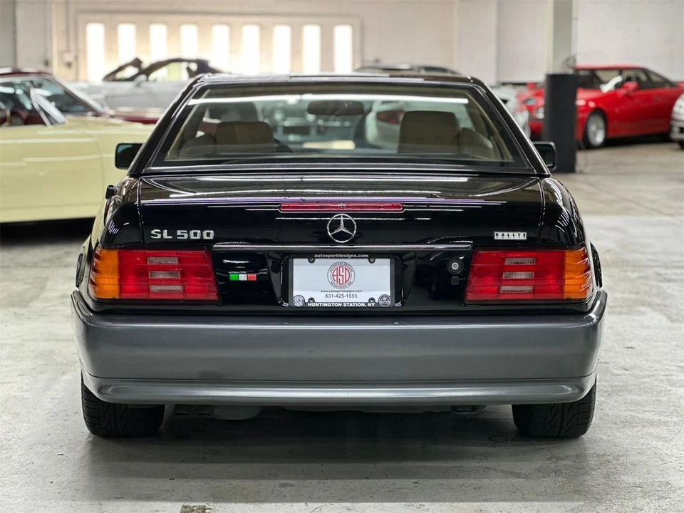 1990 Mercedes-Benz W126 S-Class Sedan - Image 10 of 31