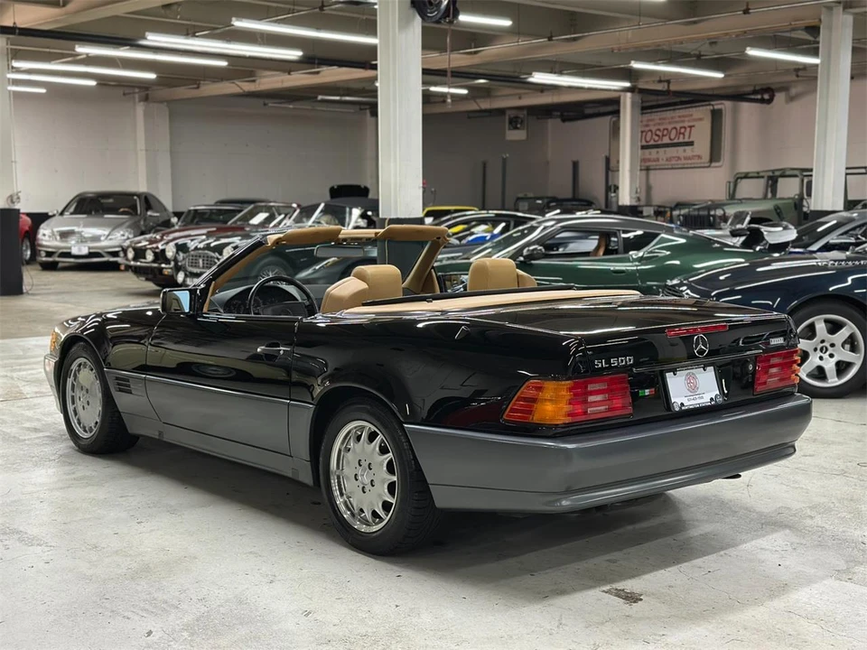 1990 Mercedes-Benz W126 S-Class Sedan - Image 7 of 31