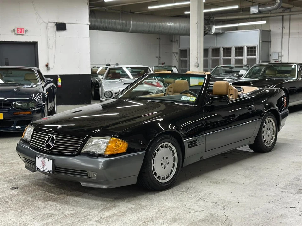 1990 Mercedes-Benz W126 S-Class Sedan - Image 5 of 31