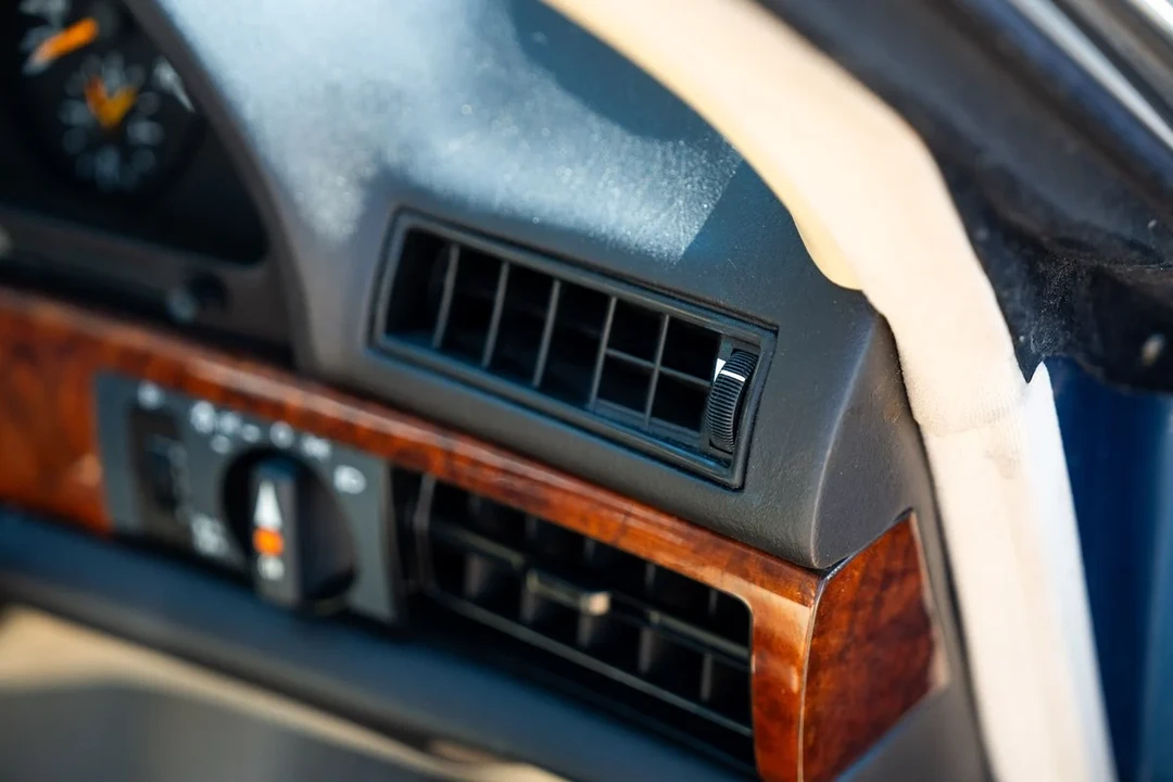 1990 Mercedes-Benz C126 S-Class Coupe - Image 28 of 30