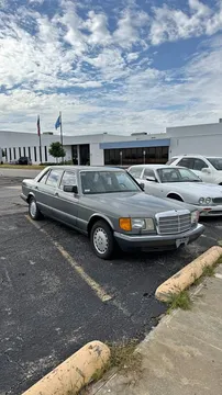 1990 Mercedes-Benz 560 SEL