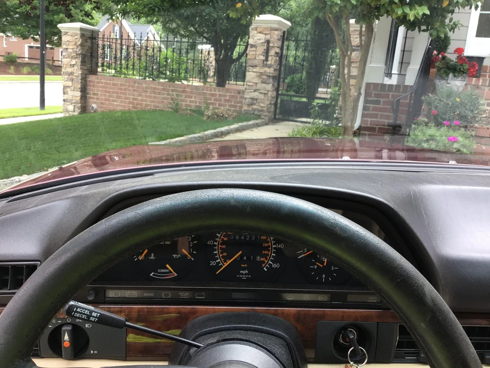 1990 Mercedes-Benz C126 S-Class Coupe - Image 27 of 31
