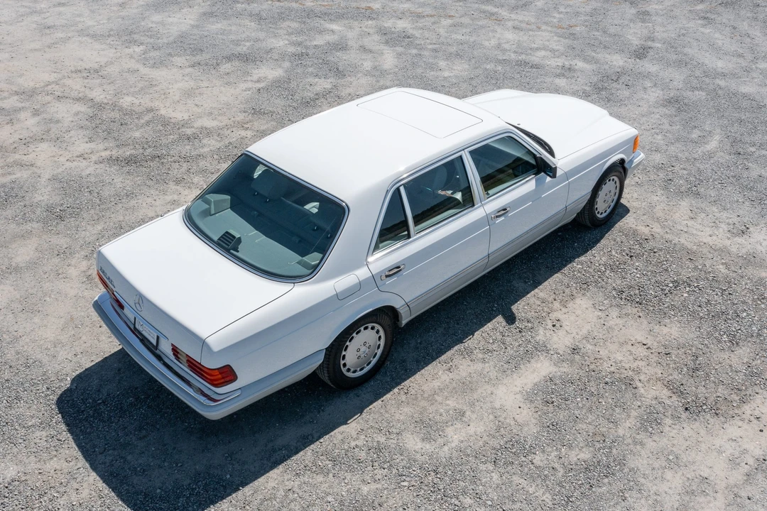 1990 Mercedes-Benz W126 S-Class Sedan - Image 11 of 31