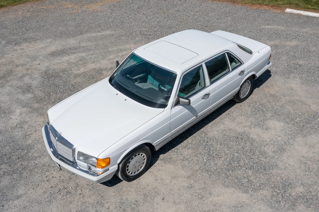 1990 Mercedes-Benz W126 S-Class Sedan - Image 13 of 31