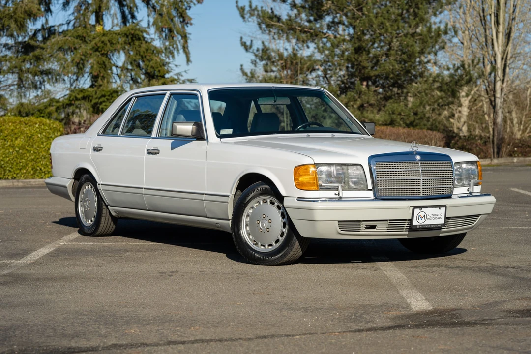 1990 Mercedes-Benz W126 S-Class Sedan - Image 9 of 31