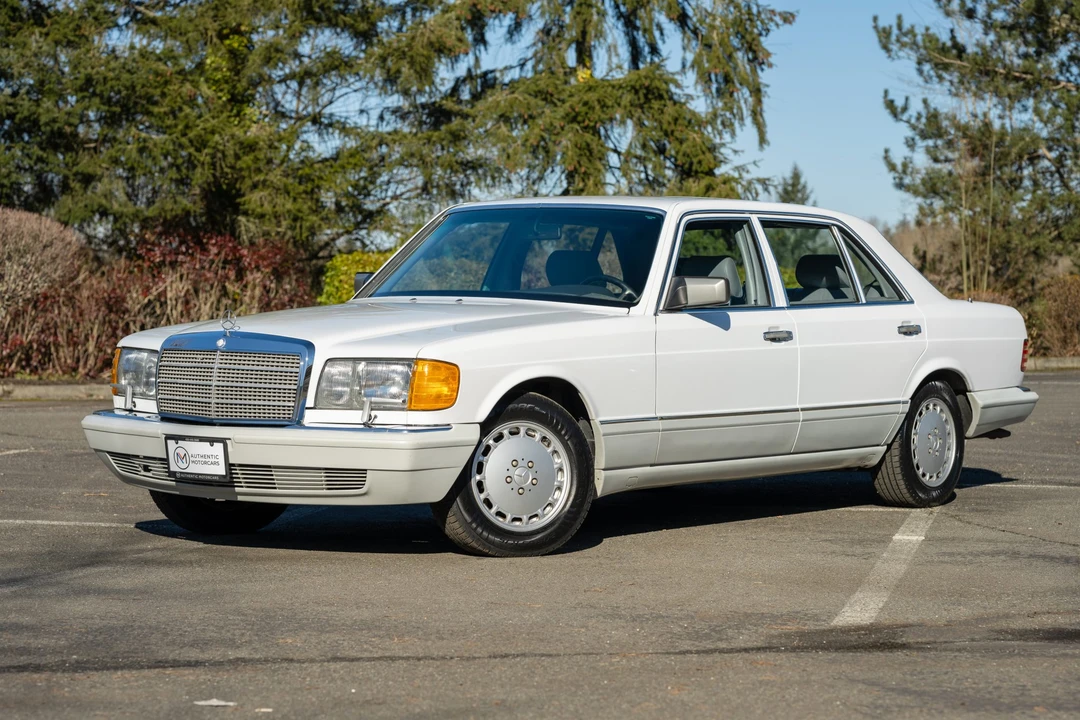 1990 Mercedes-Benz W126 S-Class Sedan - Image 3 of 31