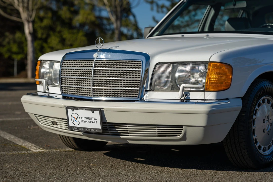 1990 Mercedes-Benz W126 S-Class Sedan - Image 20 of 31