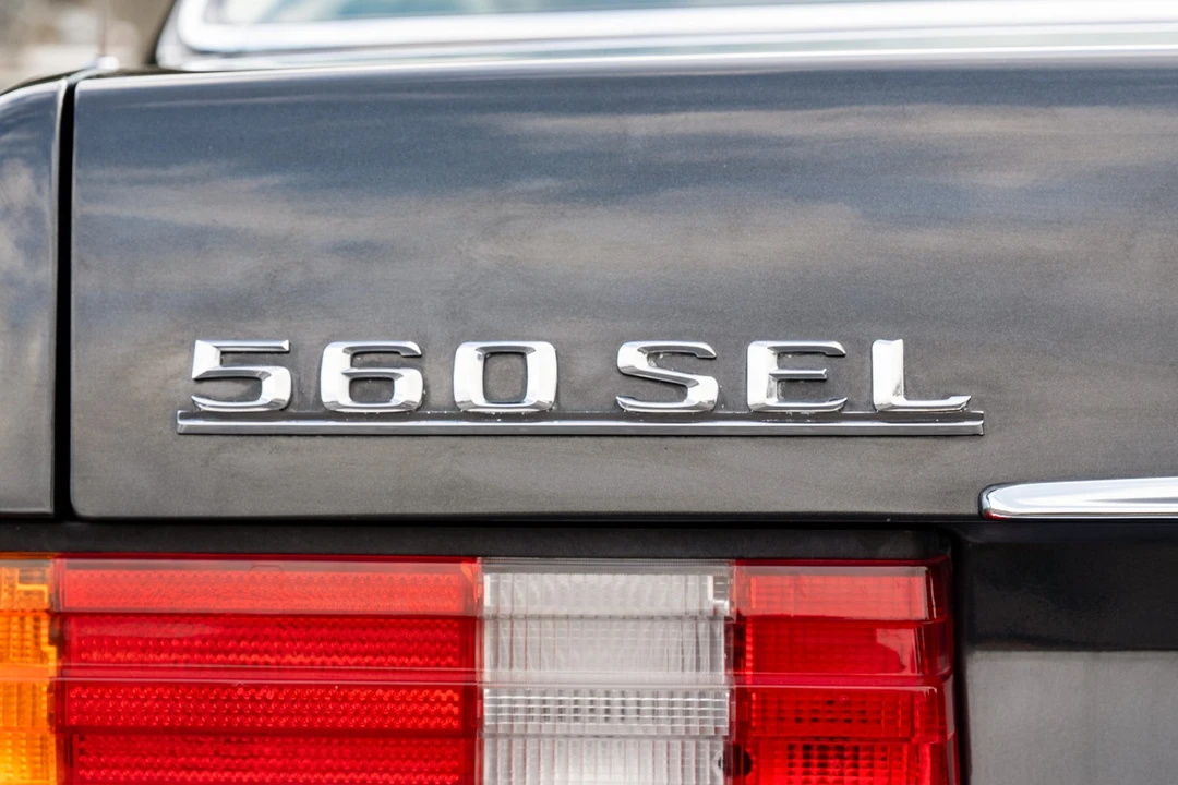 1990 Mercedes-Benz W126 S-Class Sedan - Image 31 of 31