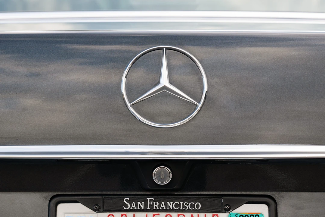 1990 Mercedes-Benz W126 S-Class Sedan - Image 30 of 31