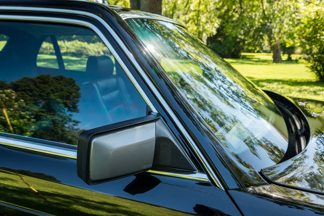 1990 Mercedes-Benz W126 S-Class Sedan - Image 21 of 31