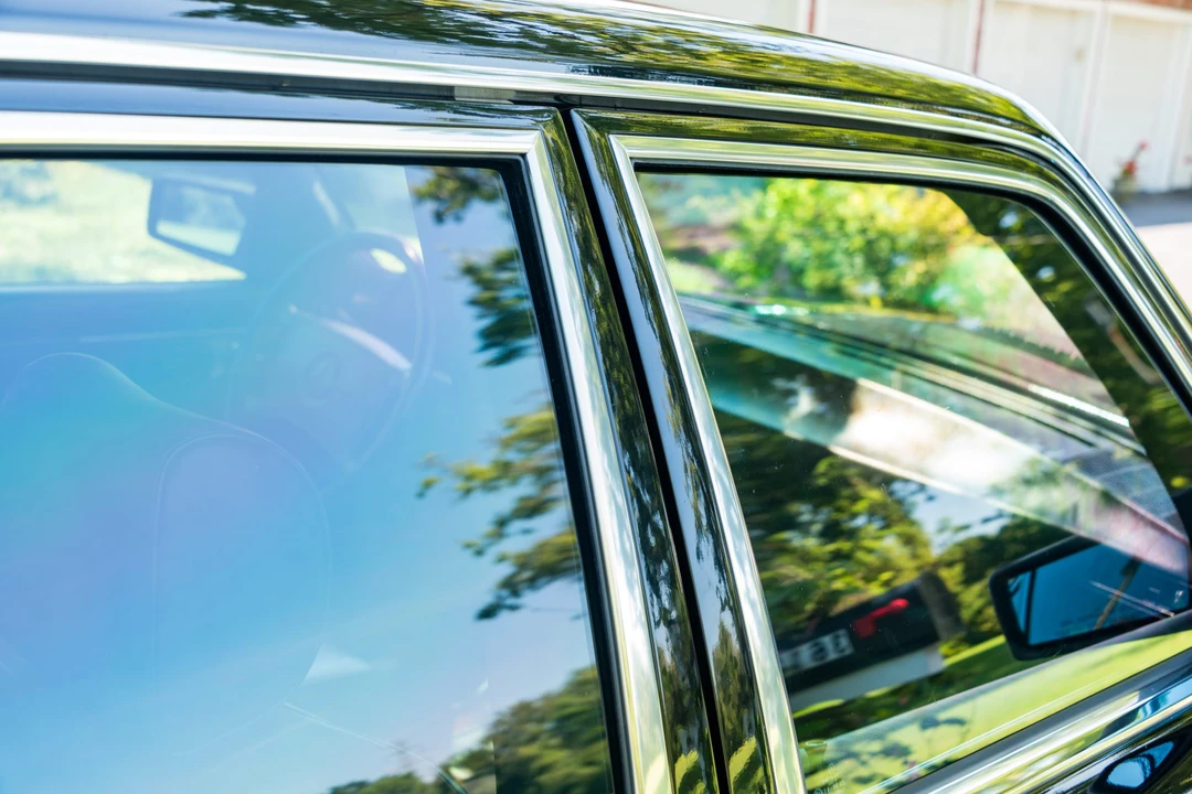 1990 Mercedes-Benz W126 S-Class Sedan - Image 28 of 31