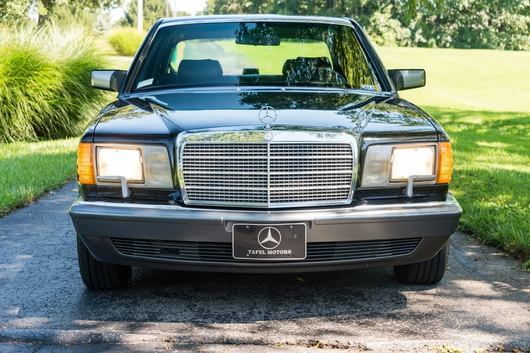 1990 Mercedes-Benz W126 S-Class Sedan - Image 9 of 31