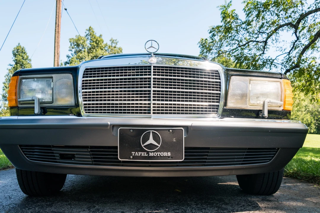 1990 Mercedes-Benz W126 S-Class Sedan - Image 10 of 31