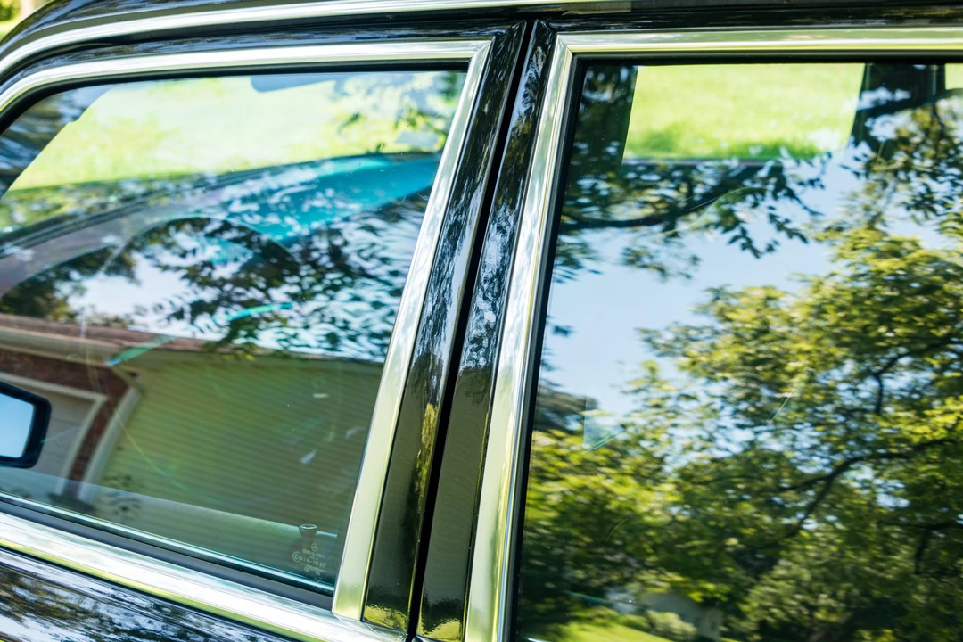 1990 Mercedes-Benz W126 S-Class Sedan - Image 27 of 31