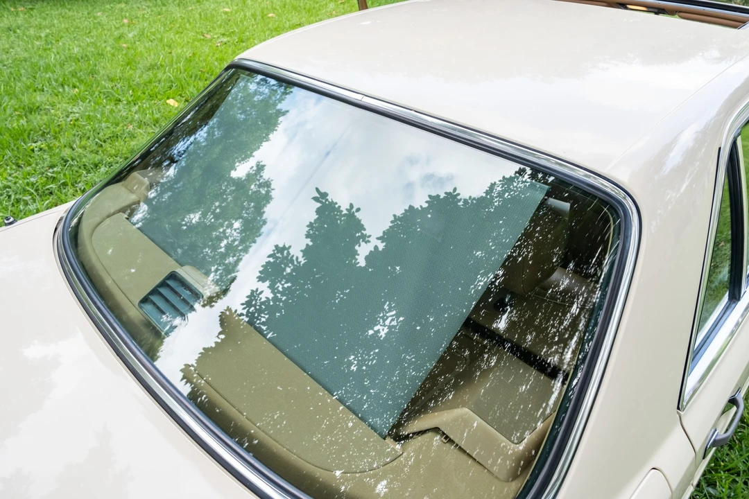 1990 Mercedes-Benz W126 S-Class Sedan - Image 16 of 31