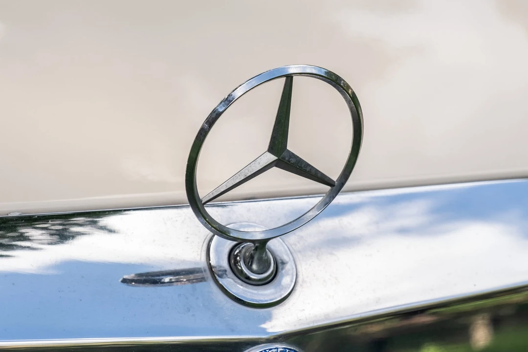 1990 Mercedes-Benz W126 S-Class Sedan - Image 31 of 31