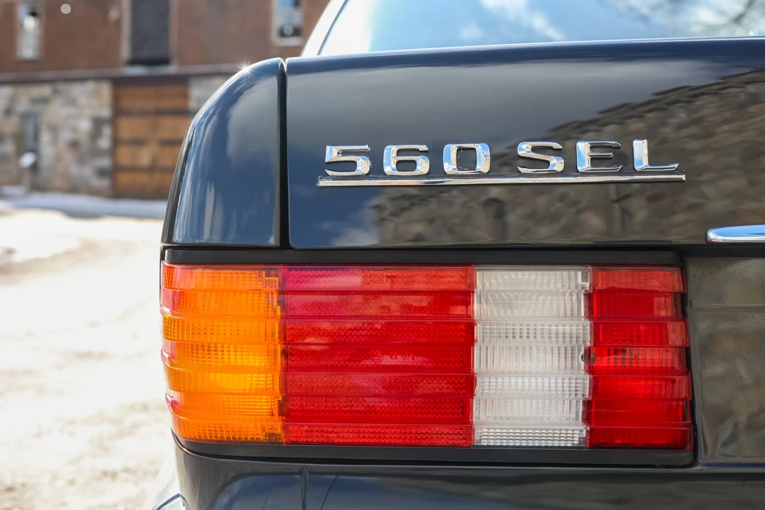 1990 Mercedes-Benz W126 S-Class Sedan - Image 28 of 31