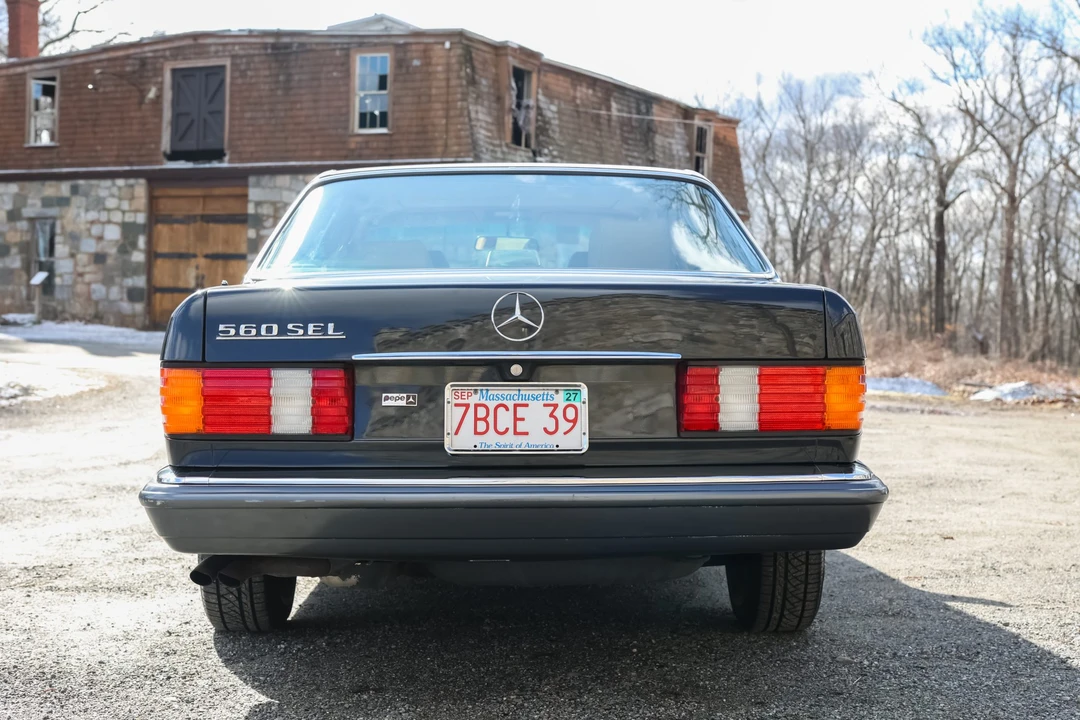 1990 Mercedes-Benz W126 S-Class Sedan - Image 9 of 31