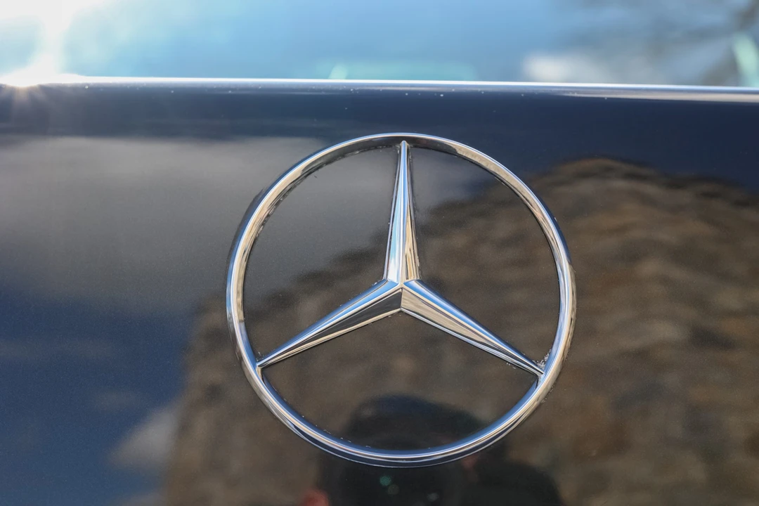 1990 Mercedes-Benz W126 S-Class Sedan - Image 26 of 31