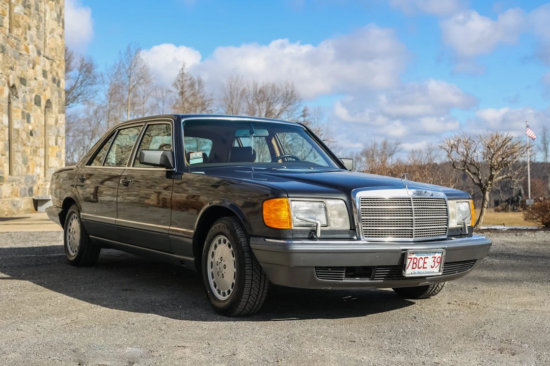1990 Mercedes-Benz W126 S-Class Sedan - Image 5 of 31