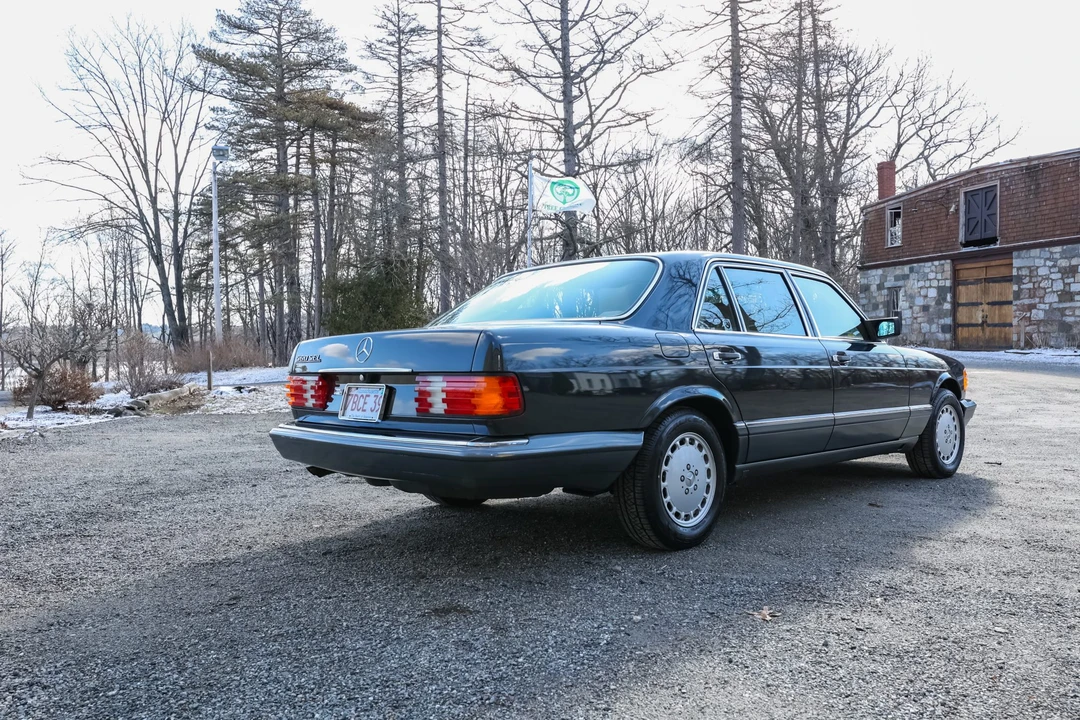1990 Mercedes-Benz W126 S-Class Sedan - Image 19 of 31