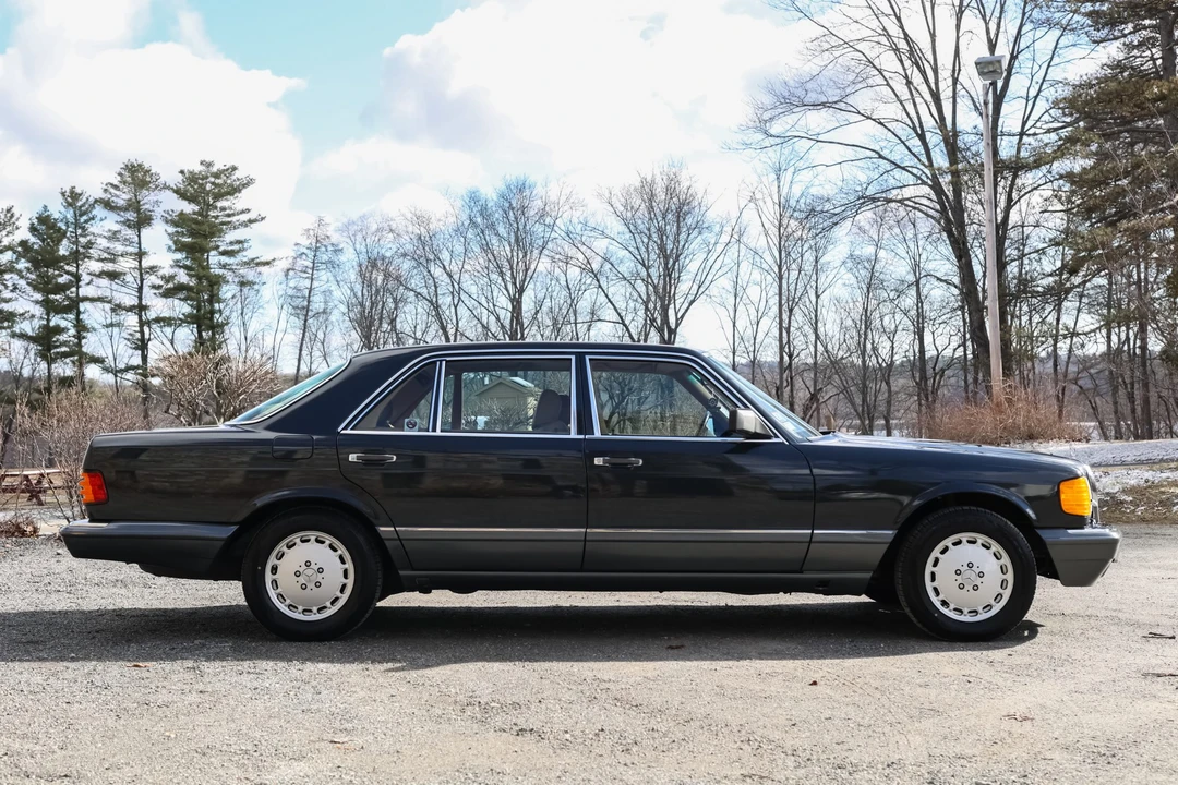1990 Mercedes-Benz W126 S-Class Sedan - Image 7 of 31