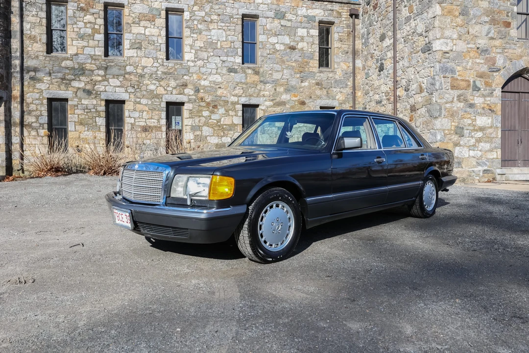 1990 Mercedes-Benz W126 S-Class Sedan - Image 13 of 31