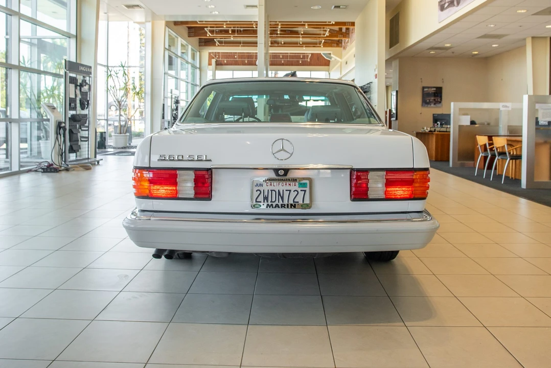 1990 Mercedes-Benz W126 S-Class Sedan - Image 21 of 31