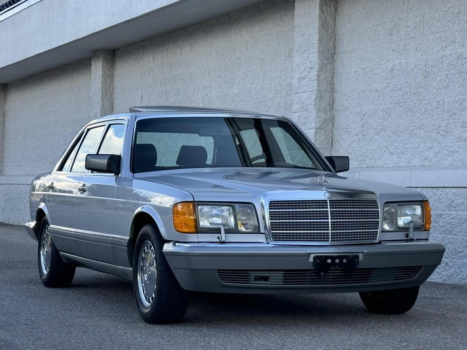 1990 Mercedes-Benz W126 S-Class Sedan - Image 20 of 31