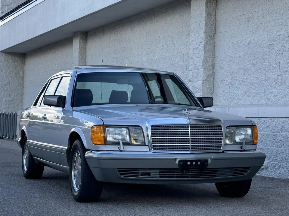 1990 Mercedes-Benz W126 S-Class Sedan - Image 19 of 31