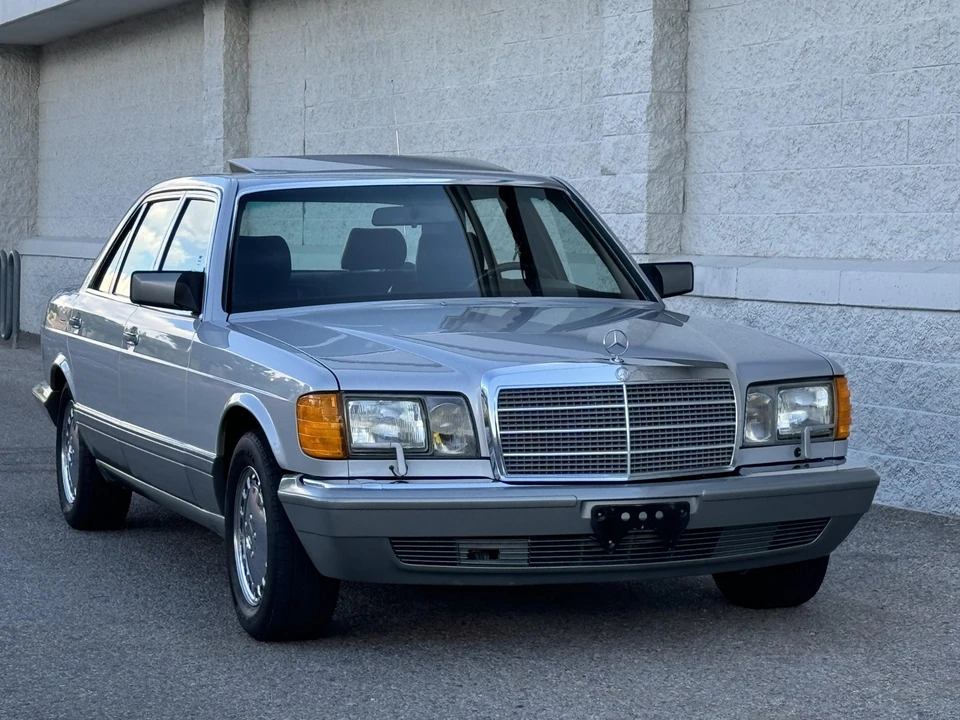 1990 Mercedes-Benz W126 S-Class Sedan - Image 21 of 31