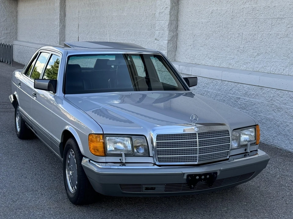 1990 Mercedes-Benz W126 S-Class Sedan - Image 23 of 31