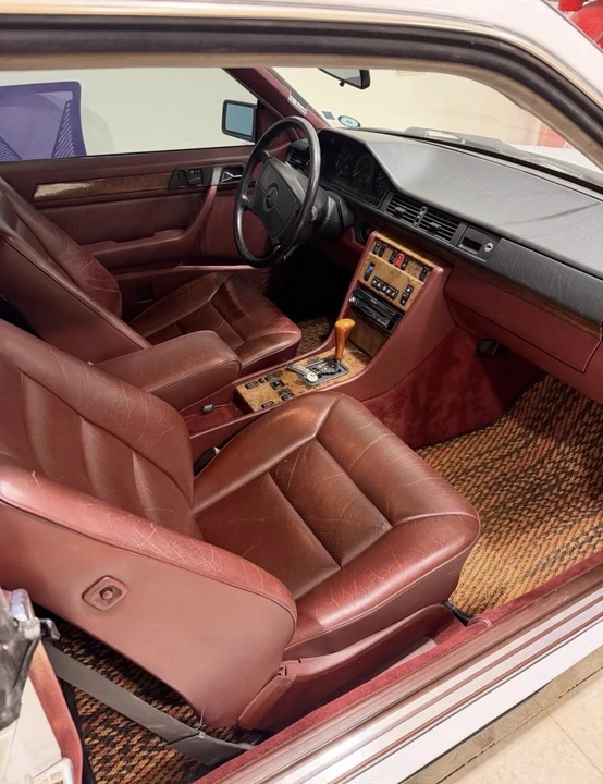 1990 Mercedes-Benz W124 E-Class - Image 14 of 18
