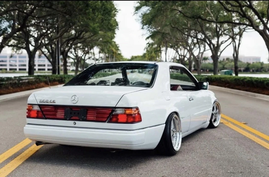 1990 Mercedes-Benz W124 E-Class - Image 5 of 18