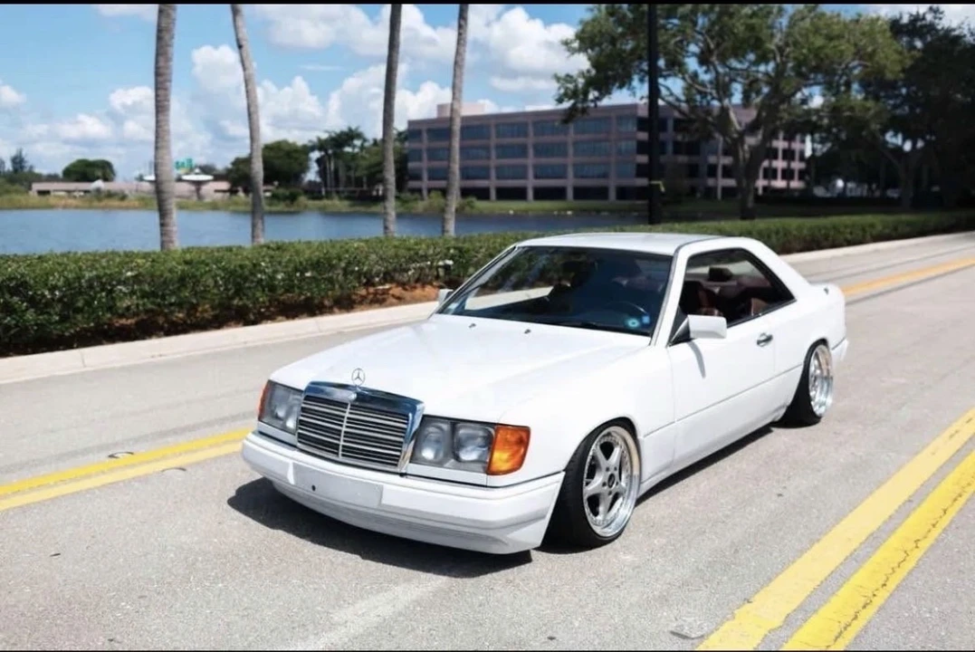 1990 Mercedes-Benz W124 E-Class - Image 4 of 18