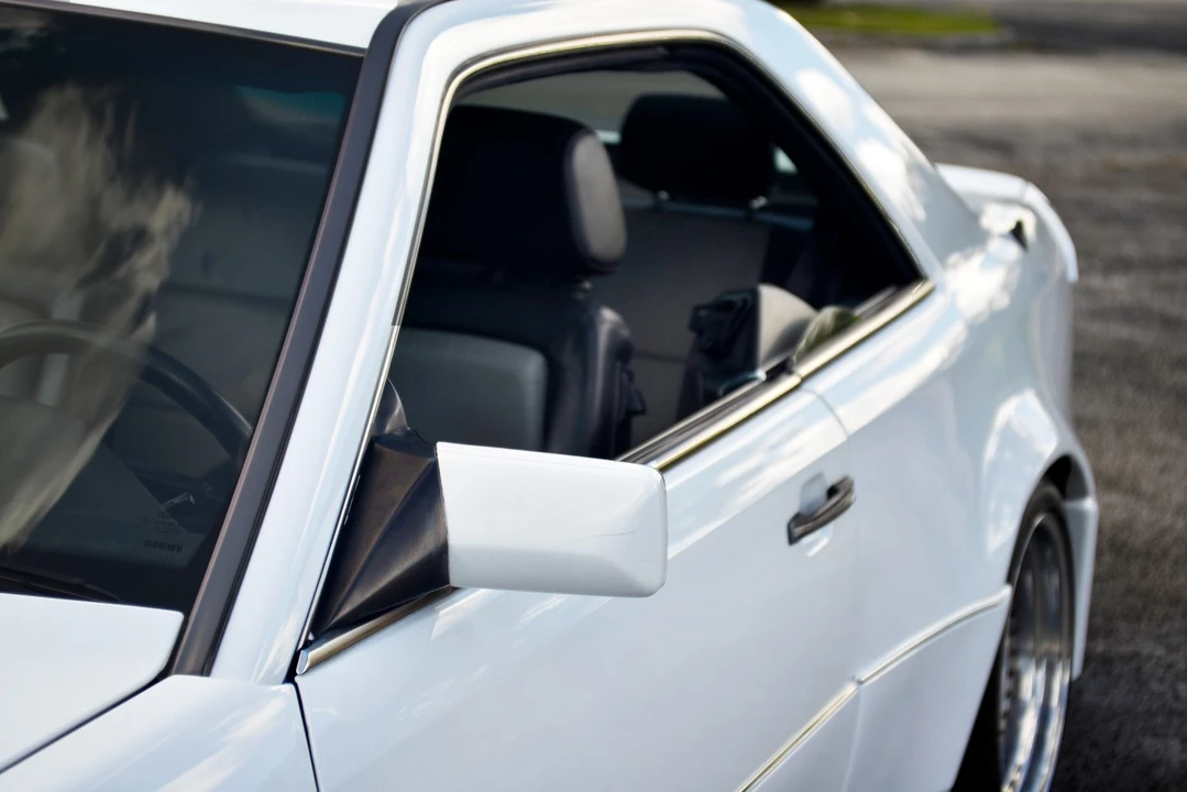 1990 Mercedes-Benz W124 E-Class - Image 15 of 21