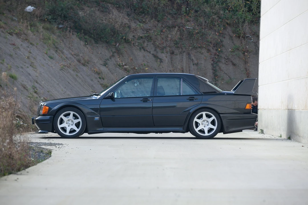 1990 Mercedes-Benz 190E 2.5-16 Evolution II - Image 4 of 23