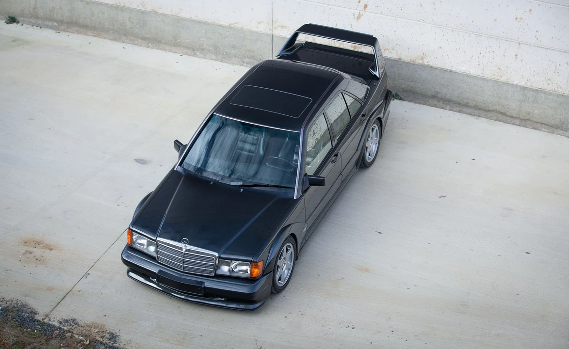 1990 Mercedes-Benz 190E 2.5-16 Evolution II - Image 12 of 23