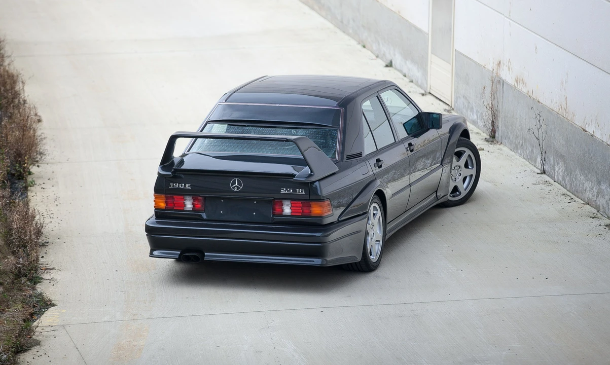 1990 Mercedes-Benz 190E 2.5-16 Evolution II - Image 8 of 23