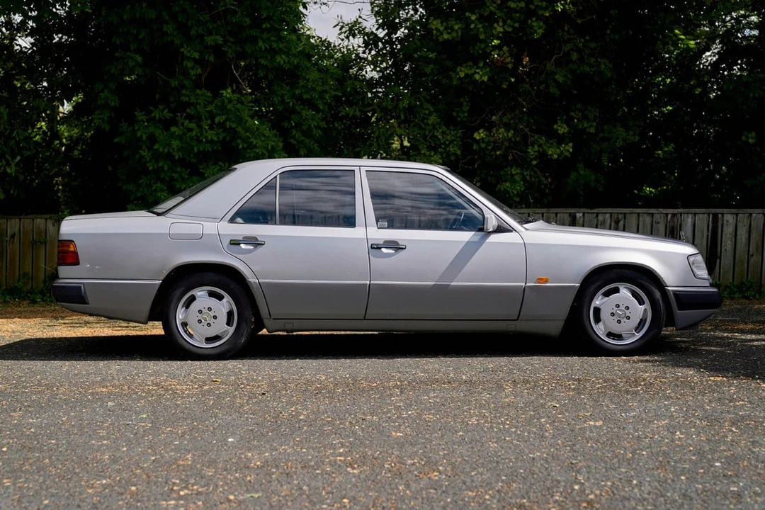 1990 Mercedes-Benz W124 E-Class - Image 15 of 31