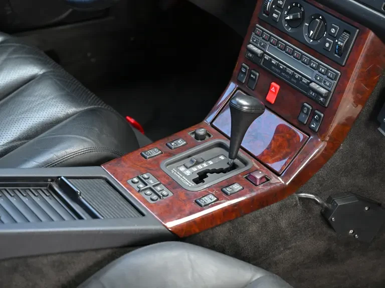 1990 Mercedes-Benz R129 SL-Class - Image 12 of 28