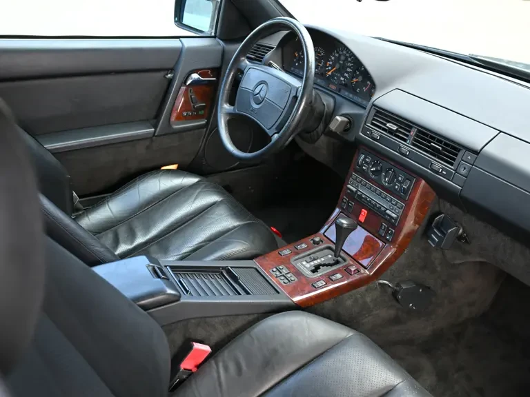 1990 Mercedes-Benz R129 SL-Class - Image 10 of 28