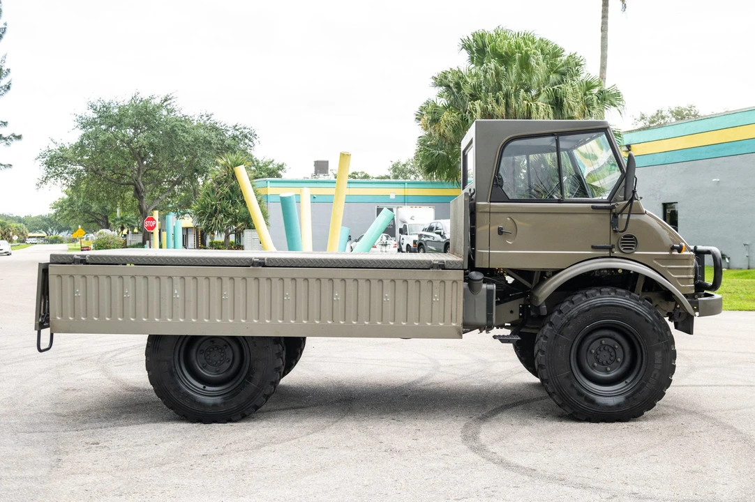 1990 Mercedes-Benz Unimog - Image 9 of 31