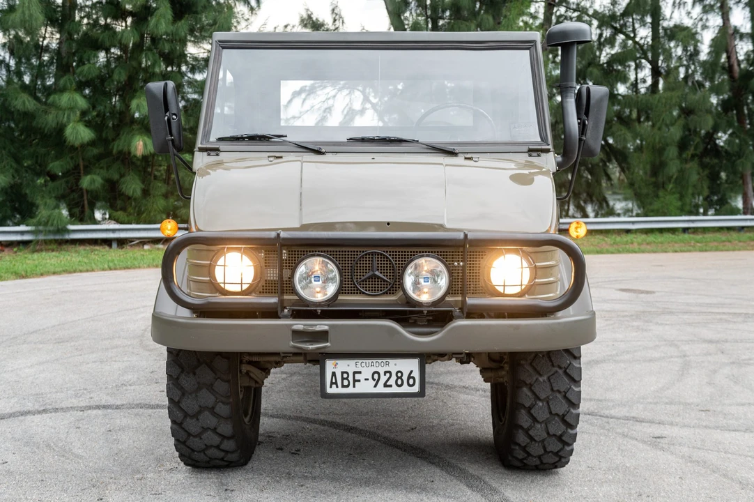 1990 Mercedes-Benz Unimog - Image 13 of 31
