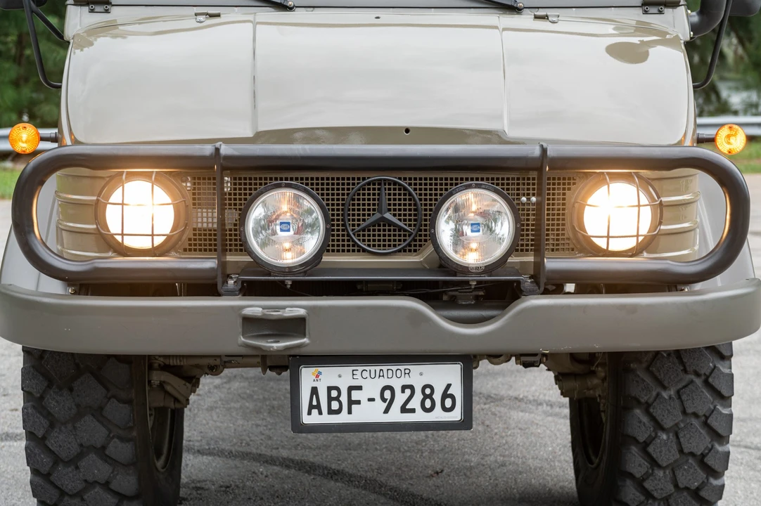 1990 Mercedes-Benz Unimog - Image 14 of 31